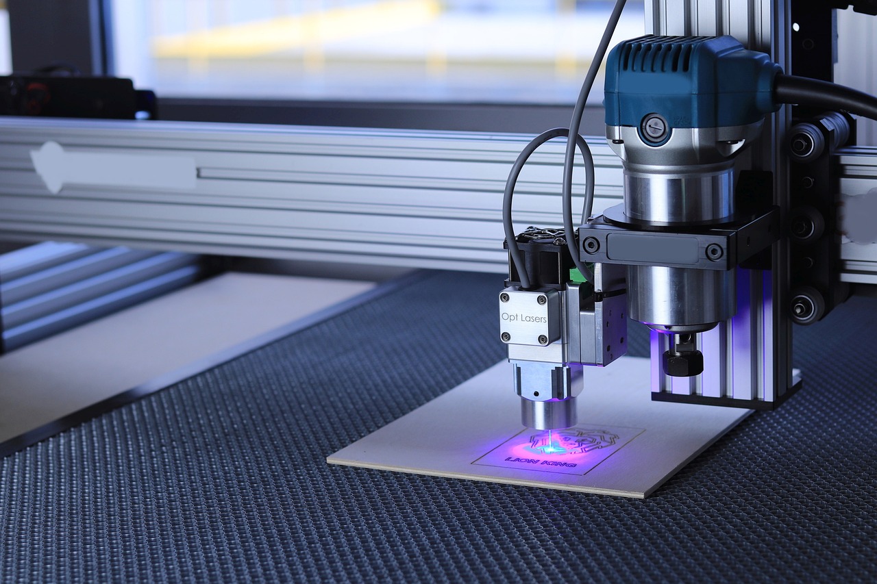 blue-laser-6122956_1280.jpg